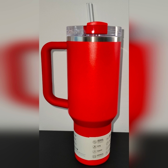 Stanley 40 oz Stainless Steel H2.0 FlowState Quencher Tumbler -Chilli pepper πΆ - Picture 2 of 3